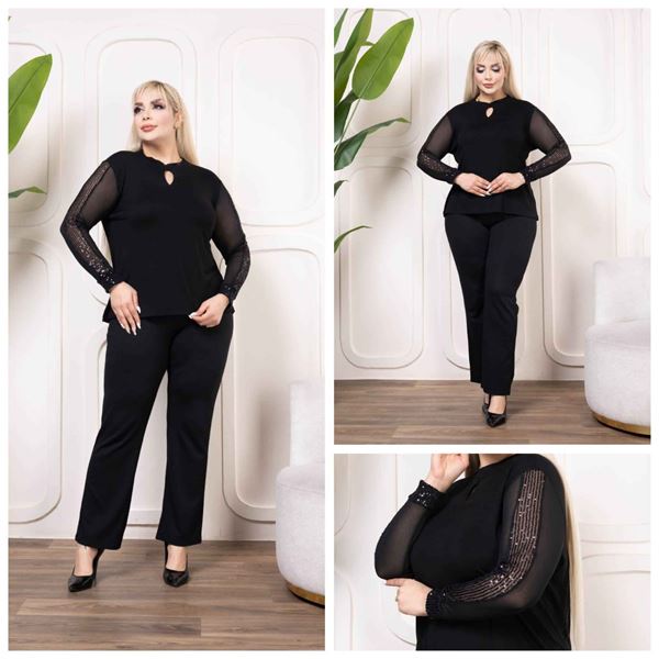 Picture of CURVY GIRL KEYHOLE TOP